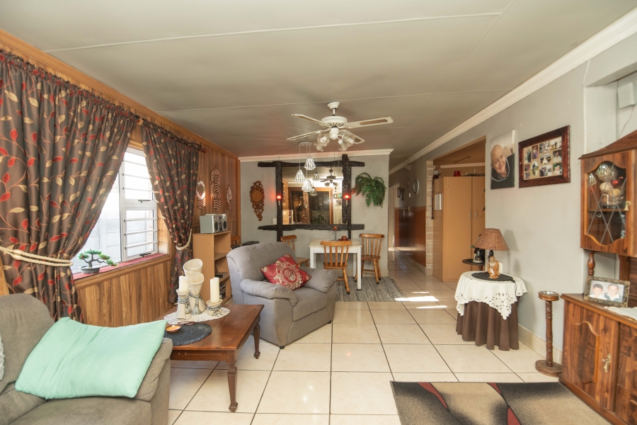 6 Bedroom Property for Sale in Sherwood Eastern Cape